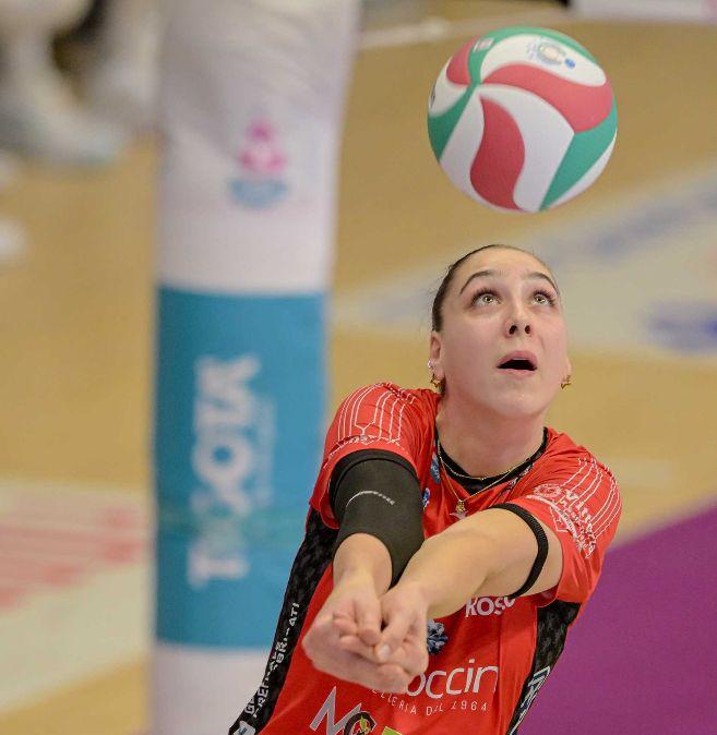 Julio Velasco chiama in azzurro la "perugina" Beatrice Gardini, in partenza dalla Bartoccini