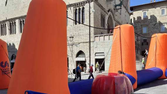 A Perugia è polemica per il centro storico: "No ai gonfiabili per lo sport e si ai palchi per spettacoli e agli stand per le manifestazioni?"