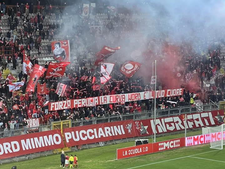Il Perugia vuol spingere la campagna abbonamenti e c'è la proroga delle promozioni: 1150 le tessere sottoscritte