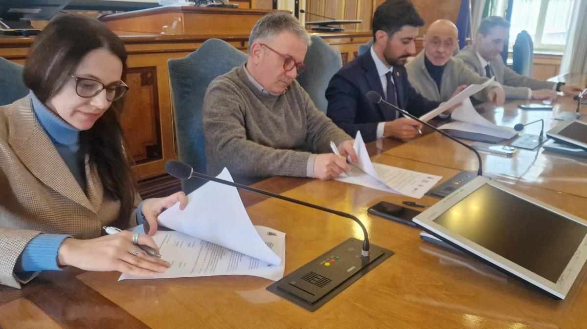 Protocollo d'intesa tra la categoria dei giornalisti e l'Anci per rafforzare la comunicazione pubblica in Umbria