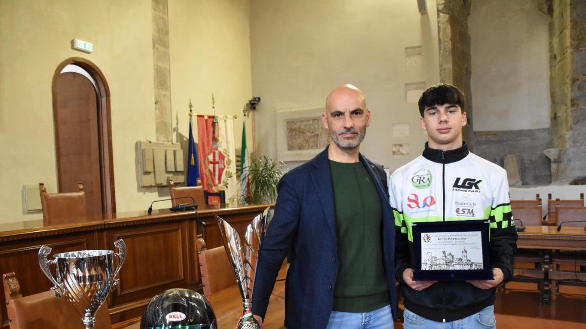 A 15 anni sogna di diventare un pilota di Formula Uno: il sogno del campioncino umbro Kevin