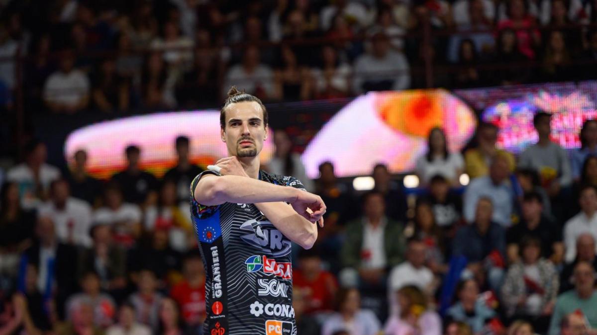 Simone Giannelli parla della Sir Perugia dopo la vittoria contro la Lube Civitanova in Gara 1 della finale scudetto