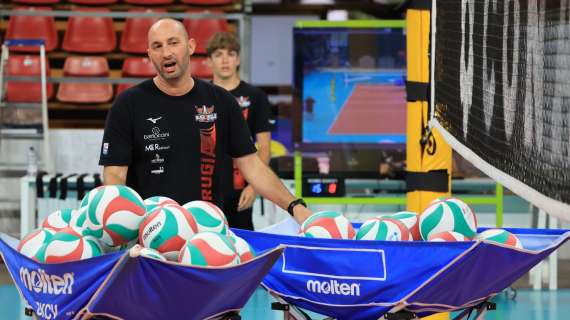 Il tecnico Andrea Giovi fiducioso sulla sua Bartoccini in vista della prossima A1 di volley femminile