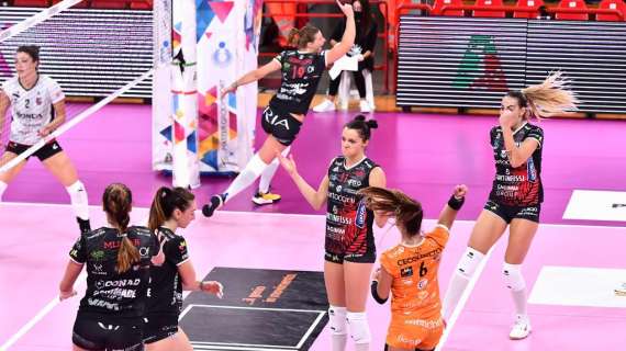 Domani Al Palabarton Inizia Per La Bartoccini Perugia La Corsa Allo Scudetto Di Volley Femminile 