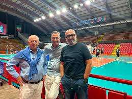 All'allenamento della Sir Safety Perugia anche l'assessore comunale Pierluigi Vossi