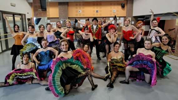 “Naturalmente Danza” domenica 29 al Teatro Pavone a Perugia con gli spettacoli “Sing & Oliver Twist” e “Paris Rouge”
