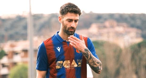 Clamoroso al Santa Sabina: il bomber Vazzana lascia la squadra dopo 98 gol in quattro anni!