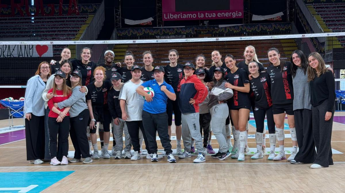 L'associazione "Uno in più" di San Mariano di Corciano è stata ospite della Bartoccini al PalaBarton