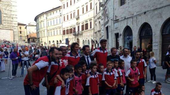 Il Perugia invita i bambini della città ad iscriversi alla propria scuola calcio