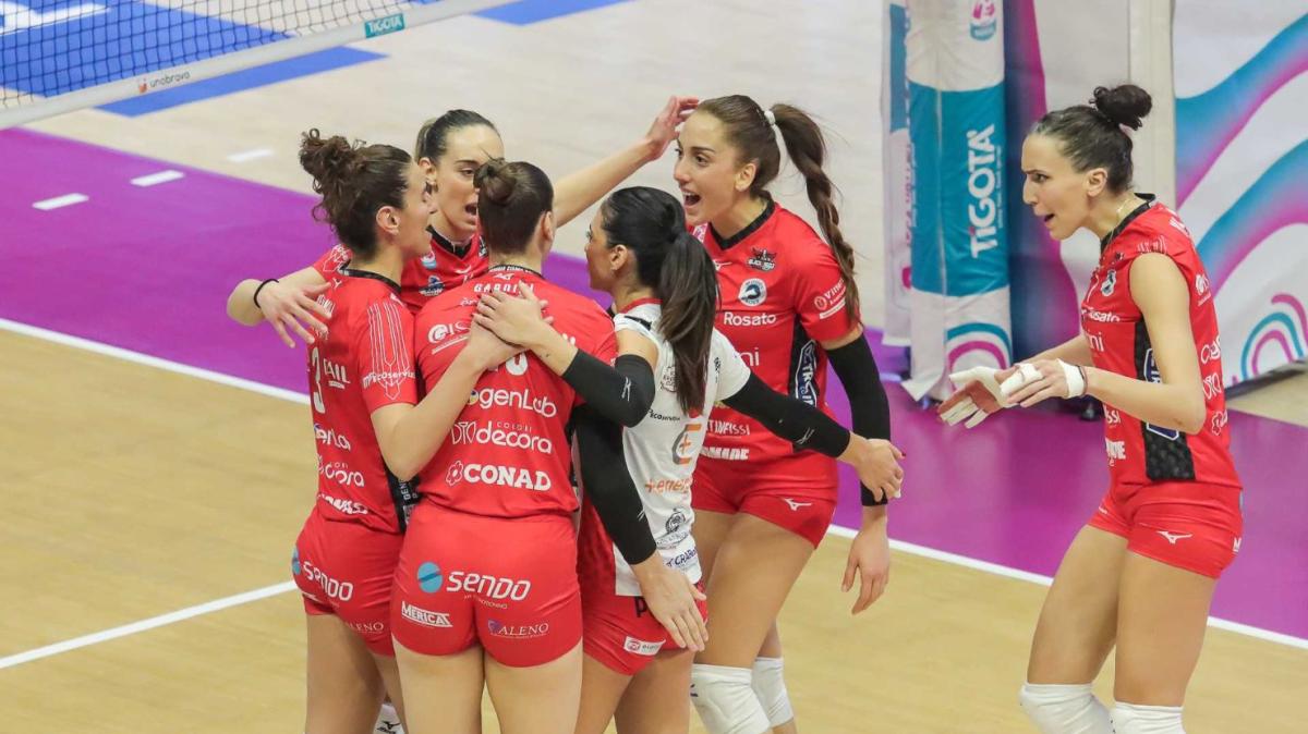 E' ancora dramma per la Bartoccini Perugia: decima sconfitta consecutiva in A1 femminile anche con il nuovo tecnico