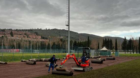 Iniziati oggi all'antistadio del Curi i lavori di rifacimento del manto sintetico