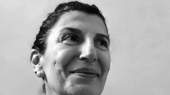 La brillante idea a Castiglione del Lago: seduta di yoga con Carla Ricci dopo il cinema