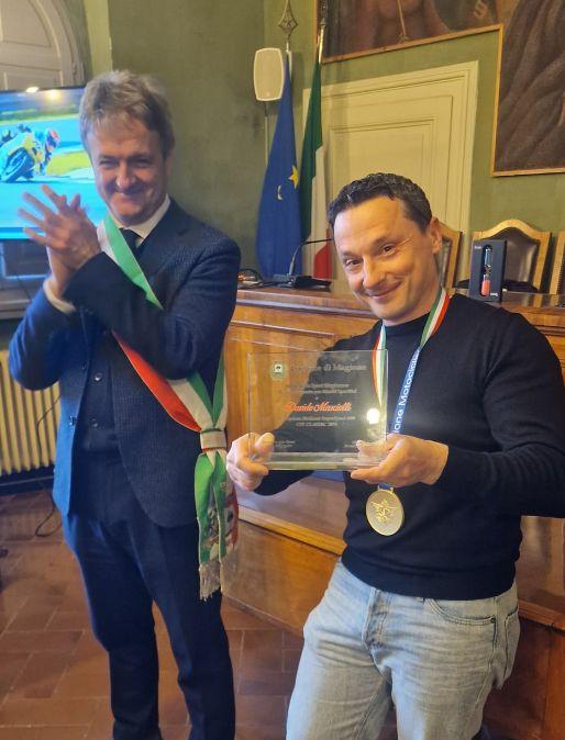 Da Magione un premio a Davide, campione nazionale delle moto