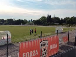 Follia di un dirigente di 52 anni nel calcio umbro! Entra in campo e aggredisce l'arbitro! Per lui Daspo di un anno