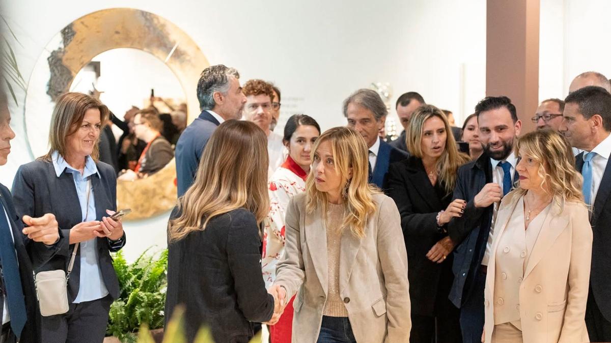 Le attenzioni all'imprenditoria umbra femminile di Domiziani al Salone del Mobile di Milano