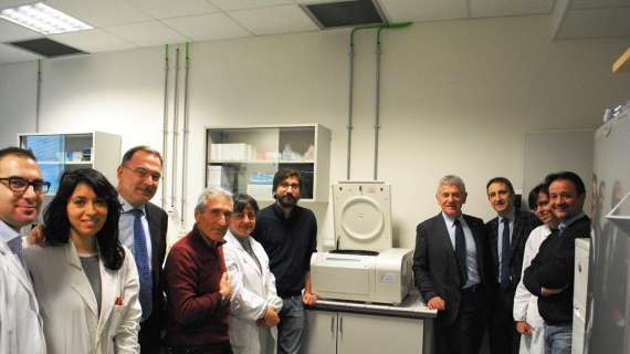 Grazie a "Fiorella contro l'Alzheimer" donata centrifuga all'ospedale Santa Maria della Misericordia