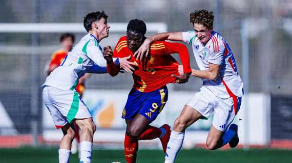 Il grifone Matteo Plaia in campo da titolare in Spagna con la nazionale azzurra Under 19