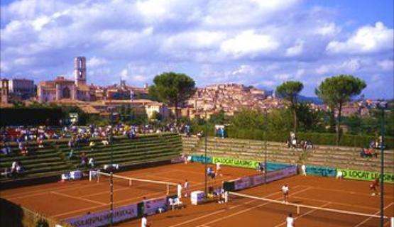 Un concorso per le scuole in vista degli Internazionali di tennis "Città di Perugia"