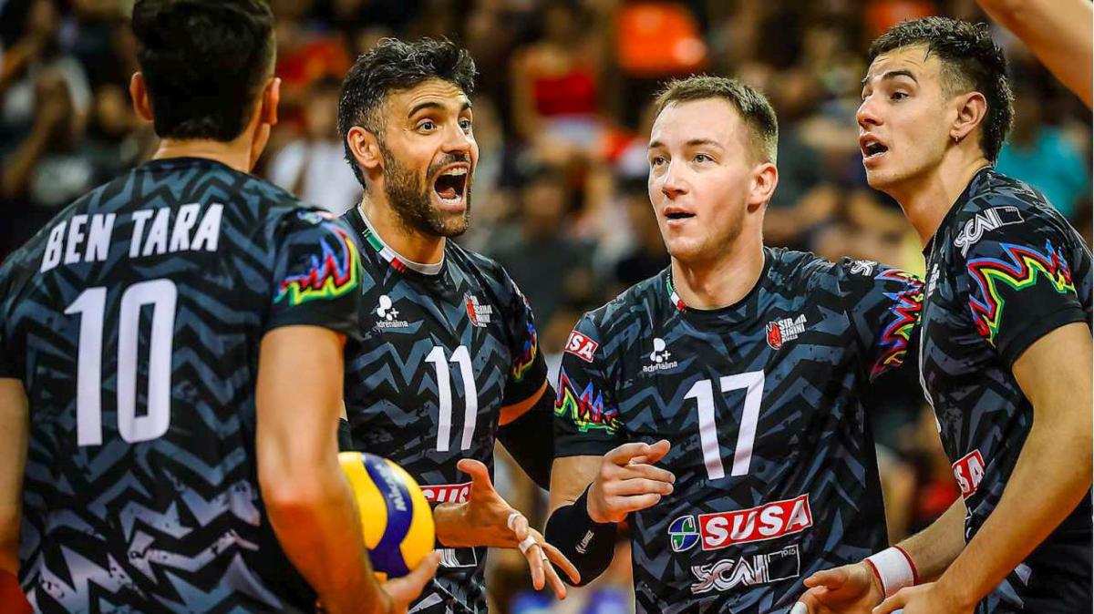 Angelo Lorenzetti in panchina con il lutto per la morte del padre: la sua Sir vince (3-0) con il Sada Cruzeiro