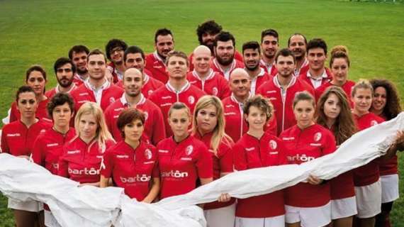 Le ragazze del rugby perugino in posa per il calendario 2015: le ha immortalate Riccardo Capecchi