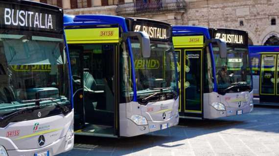 A Perugia l'autista del bus senza la moneta per il resto... "O paghi di più o vai a piedi!"