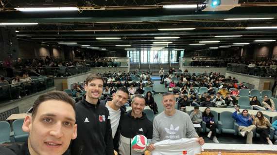 I campioni di volley Simone Giannelli e Roberto Russo ospiti all'Itet "Capitini" di Perugia 