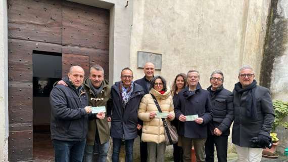 Consegnato alla Caritas Diocesana parte del ricavato della “25 ore di nuoto” di Città di Castello