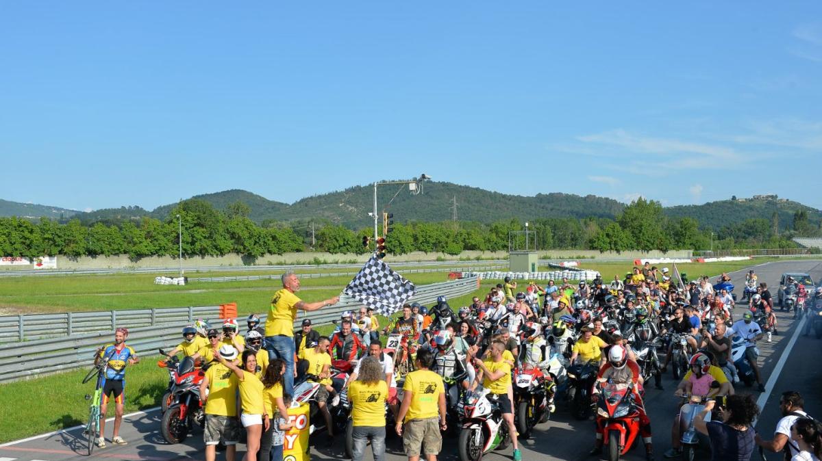 Sabato 30 maggio all'Autodromo di Magione torna il "Bisto Day", con prove in circuito e solidarietà