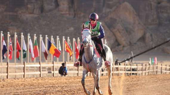Quinto posto per Costanza Laliscia nella Fursan Cup di endurance equestre in Arabia Saudita
