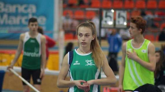 Atletica umbra in festa! Primato italiano per atleta spoletina nel salto con l'asta al coperto!