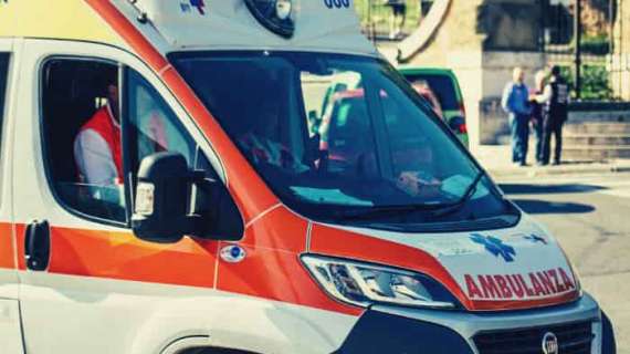 Tragico incidente a Capanne in mattinata: ciclista muore travolto da un auto in una strada secondaria