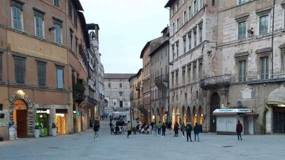 Per il Giro d'Italia in Corso Vannucci a Perugia limitazioni anche per circolare a piedi
