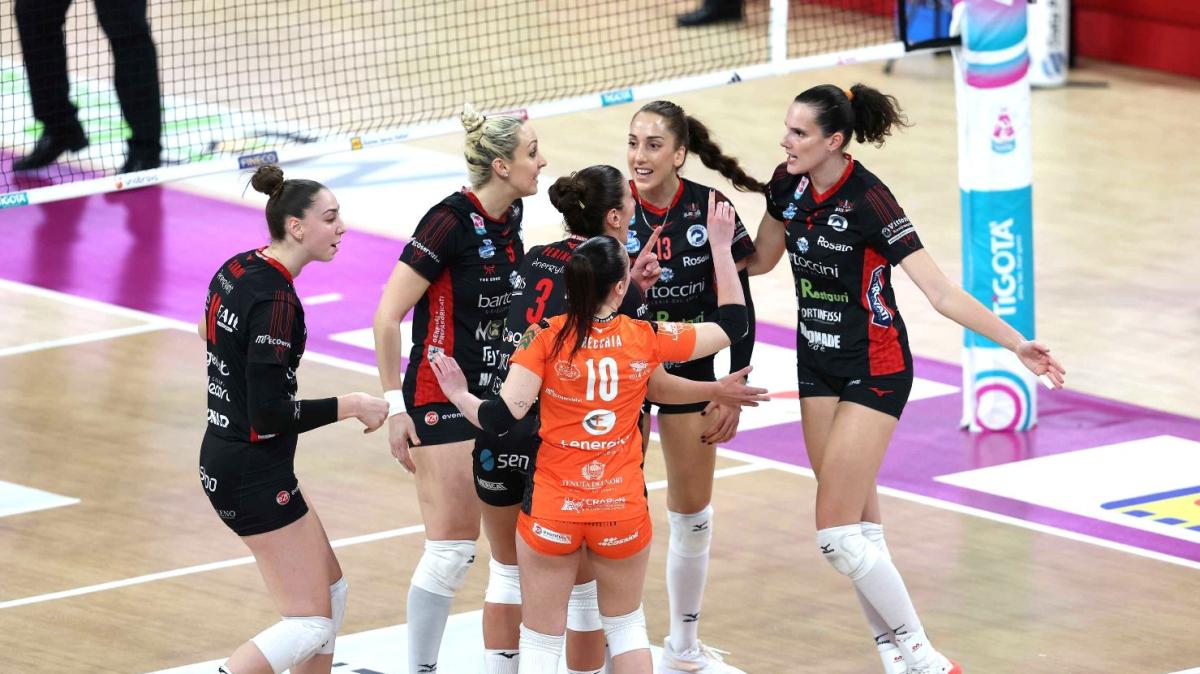 In A1 femminile la Bartoccini Perugia cerca l'impresa titanica a Conegliano per tenere in vita la speranza-salvezza
