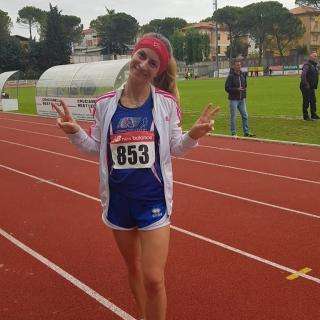 Eccola la campionessa regionale dei 10mila metri in pista: complimenti Donatella!