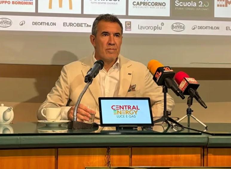 "Al Perugia si stanno scoprendo le carte poco a poco per giustificare scelte tecniche al ribasso, ma il calcio non è una scienza esatta..."