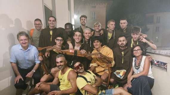 Il trionfo della squadra di Casenuove nel Palio del Giogo a Magione