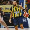 Il Fenerbahce rimonta da -15 e piega l'Anadolu Efes (2-0)