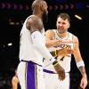 Lakers, vittoria di carattere a Phoenix: finale folle guidato da LeBron