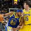 NBA - Gli imbattuti Warriors danno una lezione ai Lakers