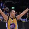 Sasha Vujacic e le chiavi della città di Torino per la Coppa Italia vinta nel 2018