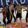 Coppa di Turchia, Fenerbahce in finale ma che caos in campo contro il Galatasaray 