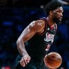Embiid firma il successo dei Sixers nella notte degli eroi di 25 anni fa