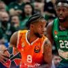 Valencia regge l'urto dell'OAKA e del Panathinaikos e guadagna la bella