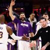 I Lakers travolgono i Kings: LeBron e Doncic dominano e Sacramento affonda