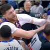 NBA - Suns vs Mavs: la scazzottata tra Nurkic e Marshall