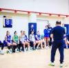 Il CT Banchi in visita all'Italbasket femminile: «Siete state fonte di ispirazione la scorsa estate»