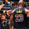 James illumina LA: Lakers padroni e Suns ko nella notte di Los Angeles