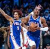 Embiid in tripla doppia e Maxey piegano i Rockets dopo un supplementare