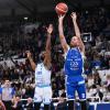 3° Quarto: Germani Brescia vs Dinamo Sassari, la diretta (62-52 al 27')