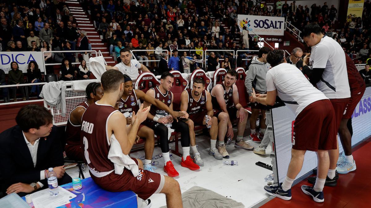 Trapani, Petrucelli: "Professionisti nel rispettare il plan game con un pubblico bellissimo"